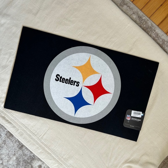 NWT Pittsburgh Steelers NFL Non  Slip Door Mat 18x30 - Picture 1 of 3